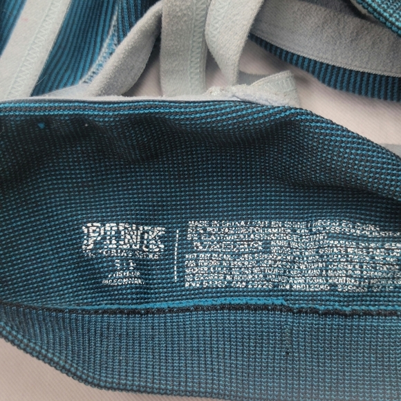 PINK Victoria's Secret padded push up sports bra size small - Picture 4 of 4